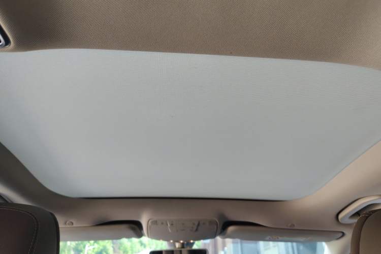 Used Mercedes-Benz E-Class 2020 Restyled E 300 L Sporty and Stylish Edition Headliner