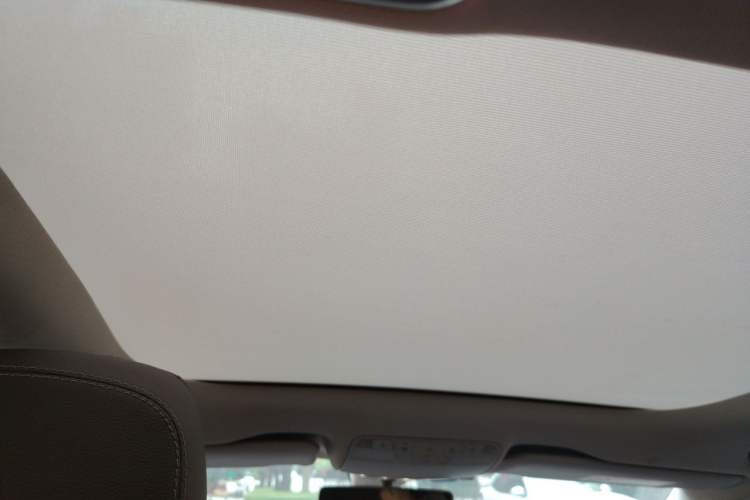 Used Mercedes-Benz E-Class 2020 Facelift E 300 L Stylish Edition Headliner