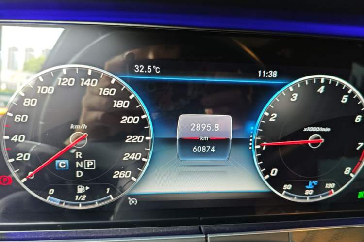 Used Mercedes-Benz E-Class 2020 Restyled E 300 L Sport Exclusive Edition Instrument Cluster