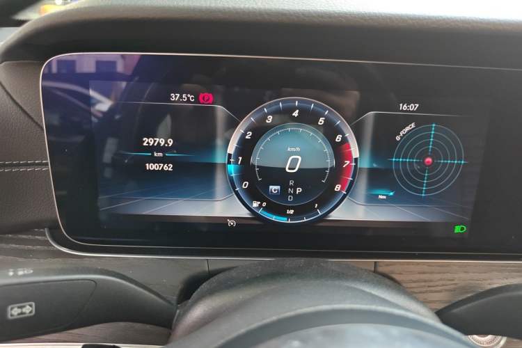 Used Mercedes-Benz E-Class 2020 Restyled E 300 L Sporty and Stylish Edition Instrument Cluster