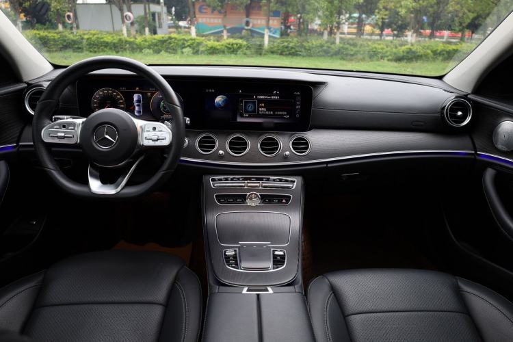Used Mercedes-Benz E-Class 2020 Restyled E 300 L Sporty and Stylish Edition Interior 1