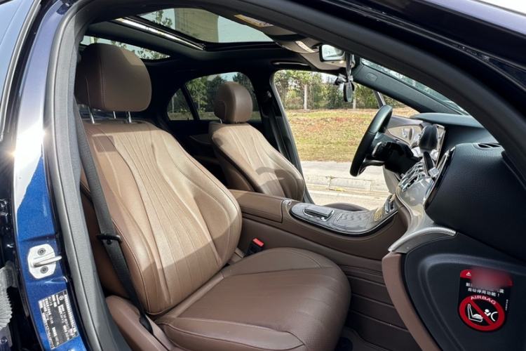 Used Mercedes-Benz E-Class 2020 Facelift E 260 Sport Edition Interior 13