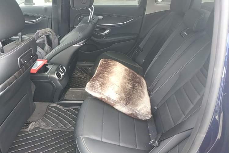 Used Mercedes-Benz E-Class 2020 E 300 L Sporty and Stylish Model Left Rear Seat