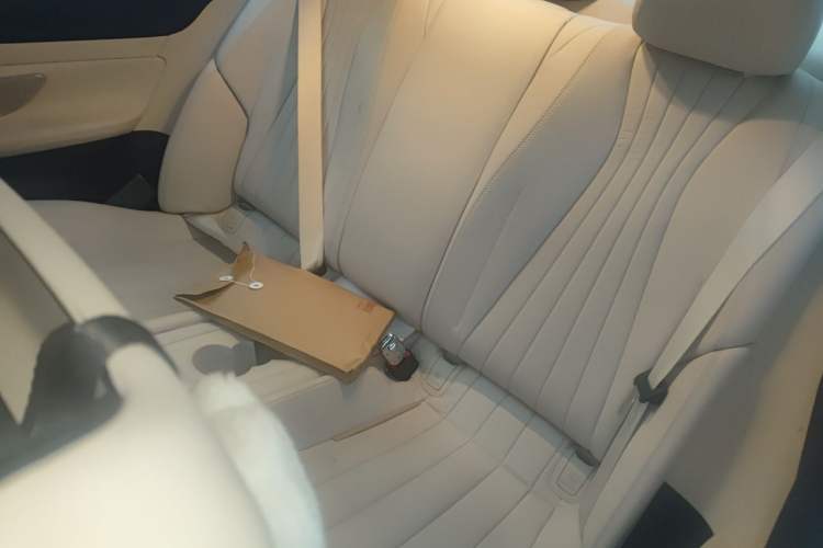 Used Mercedes-Benz E-Class 2020 E 260 Coupe Left Rear Seat