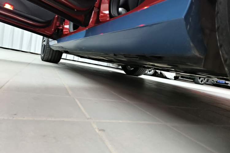 Used Mercedes-Benz E-Class 2020 E 260 Sport Edition Left Side Sill