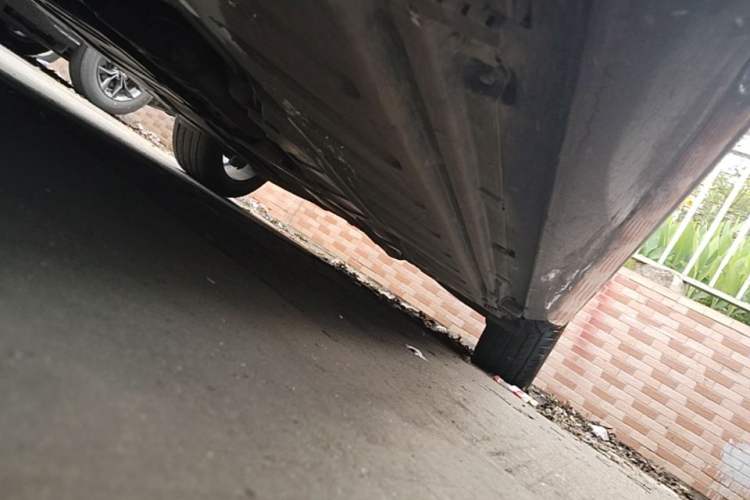 Used Mercedes-Benz E-Class 2020 Facelift E 260 Sport Edition Left Side Sill