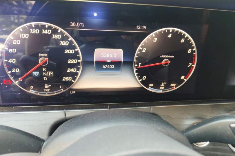Used Mercedes-Benz E-Class 2020 Restyled E 300 L Sporty and Stylish Edition Odometer Close Up