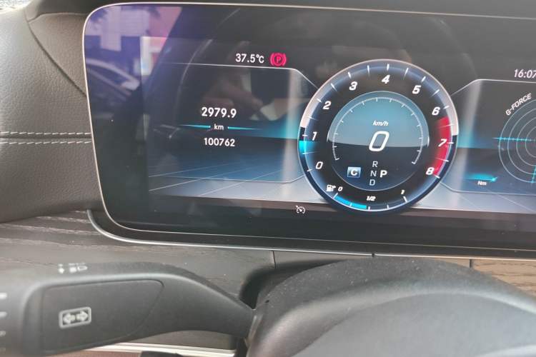 Used Mercedes-Benz E-Class 2020 Restyled E 300 L Sporty and Stylish Edition Odometer Close Up