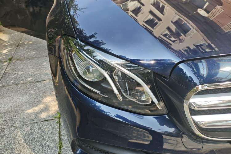Used Mercedes-Benz E-Class 2020 Restyled E 300 L Sporty and Stylish Edition Right Front Headlight