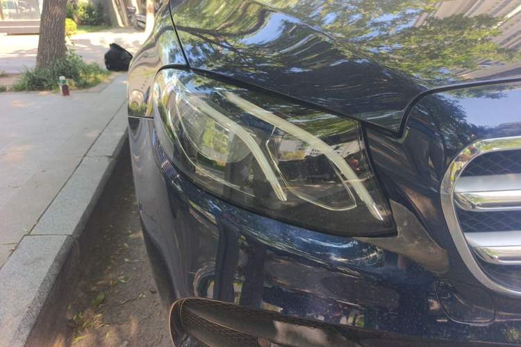 Used Mercedes-Benz E-Class 2020 E 300 L Sporty and Stylish Model Right Front Headlight