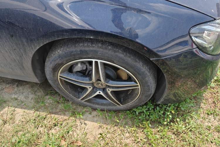 Used Mercedes-Benz E-Class 2020 Facelift E 260 Sport Edition Right Front Wheel Hub