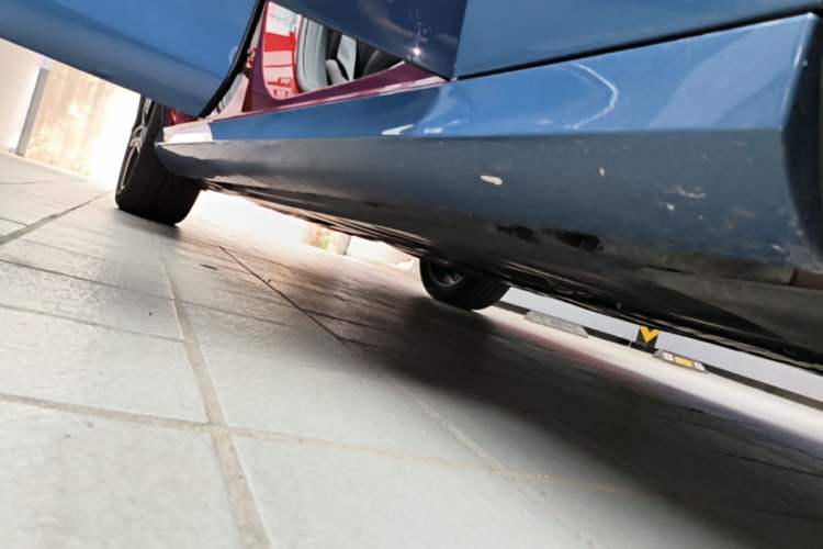 Used Mercedes-Benz E-Class 2020 E 260 Sport Edition Right Side Sill