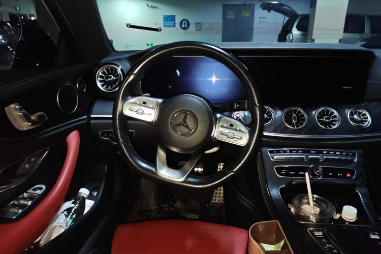 Used Mercedes-Benz E-Class 2020 E 260 Coupe Steering Wheel