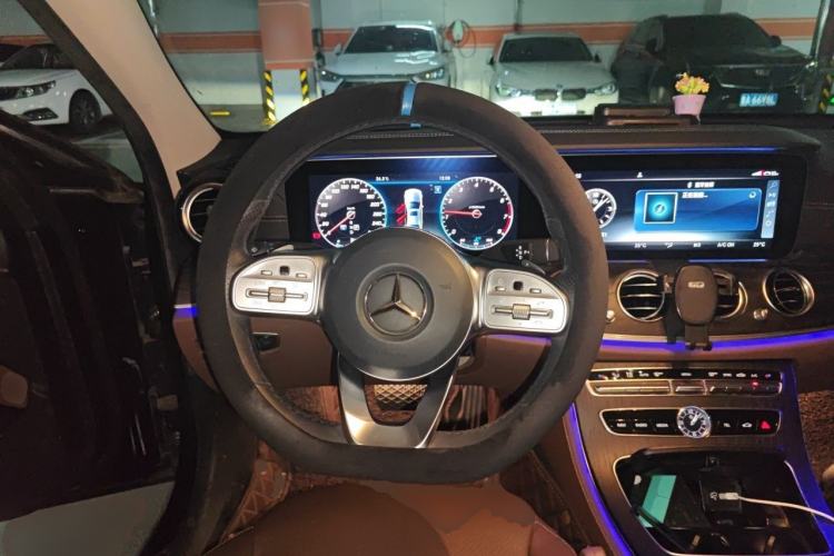 Used Mercedes-Benz E-Class 2020 Restyled E 300 L Sport Exclusive Edition Steering Wheel