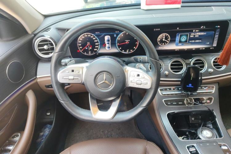 Used Mercedes-Benz E-Class 2020 Restyled E 300 L Sporty and Stylish Edition Steering Wheel