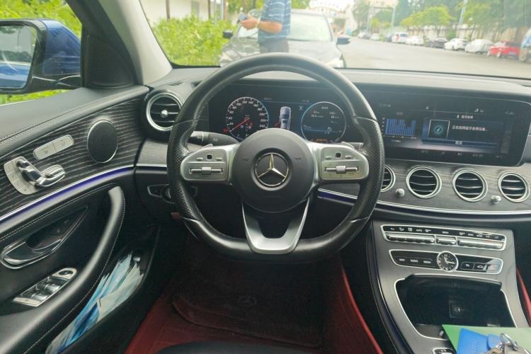 Used Mercedes-Benz E-Class 2020 Restyled E 300 L Sporty and Stylish Edition Steering Wheel