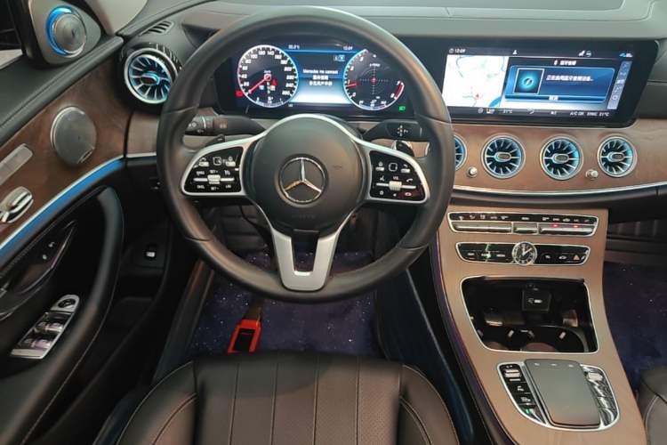 Used Mercedes-Benz E-Class 2020 Facelift E 300 L Stylish Edition Steering Wheel