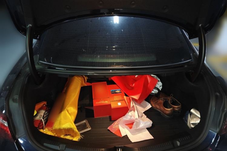 Used Mercedes-Benz E-Class 2020 E 260 Coupe Trunk