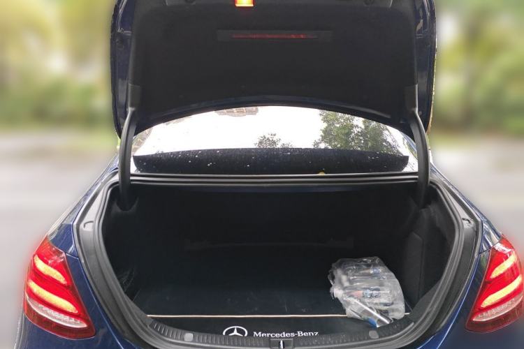 Used Mercedes-Benz E-Class 2020 E 300 L Sport Luxury Edition Trunk