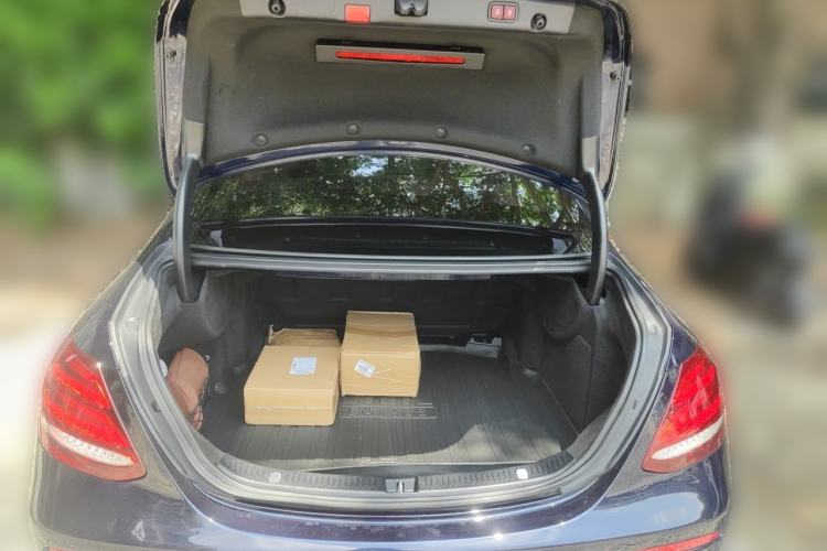 Used Mercedes-Benz E-Class 2020 Restyled E 300 L Sport Exclusive Edition Trunk