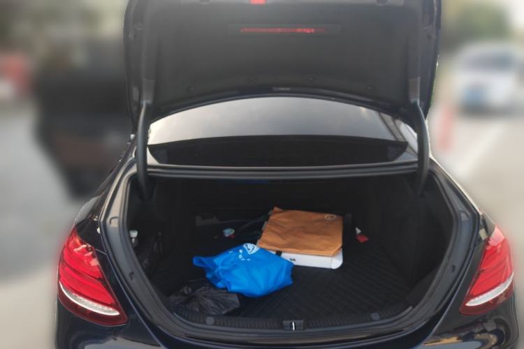 Used Mercedes-Benz E-Class 2020 Restyled E 300 L Exclusive Edition Trunk