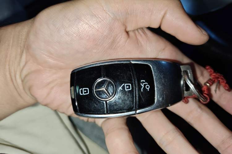 Used Mercedes-Benz E-Class 2020 E 260 Coupe Vehicle Key
