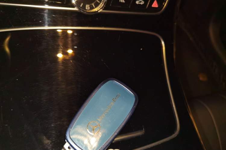 Used Mercedes-Benz E-Class 2020 E 300 Coupe Vehicle Key
