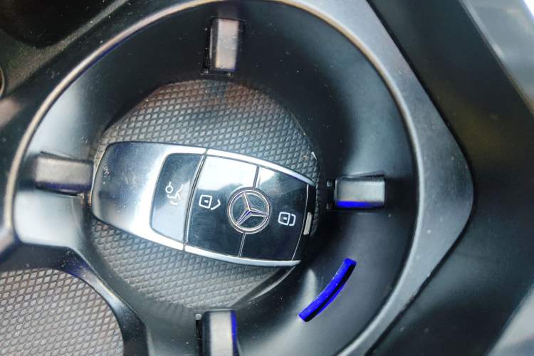 Used Mercedes-Benz E-Class 2020 E 260 Coupe Vehicle Key