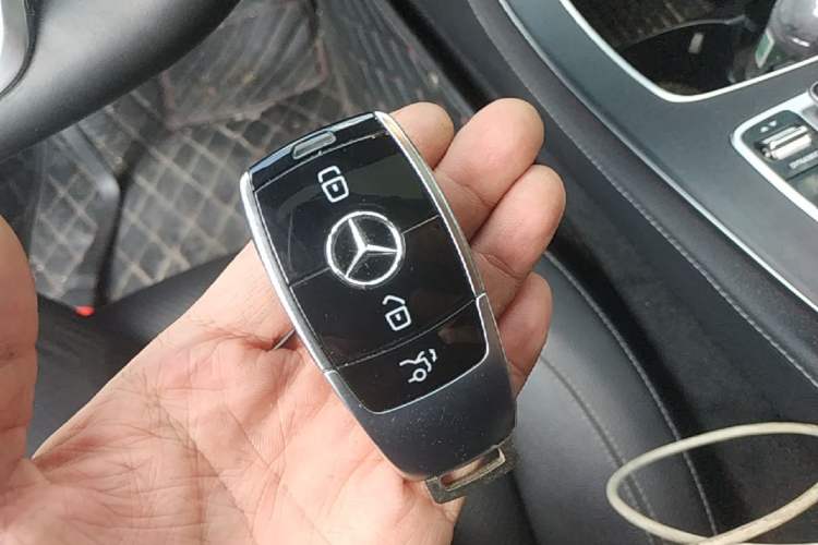 Used Mercedes-Benz E-Class 2020 E 300 L Sporty and Stylish Model Vehicle Key