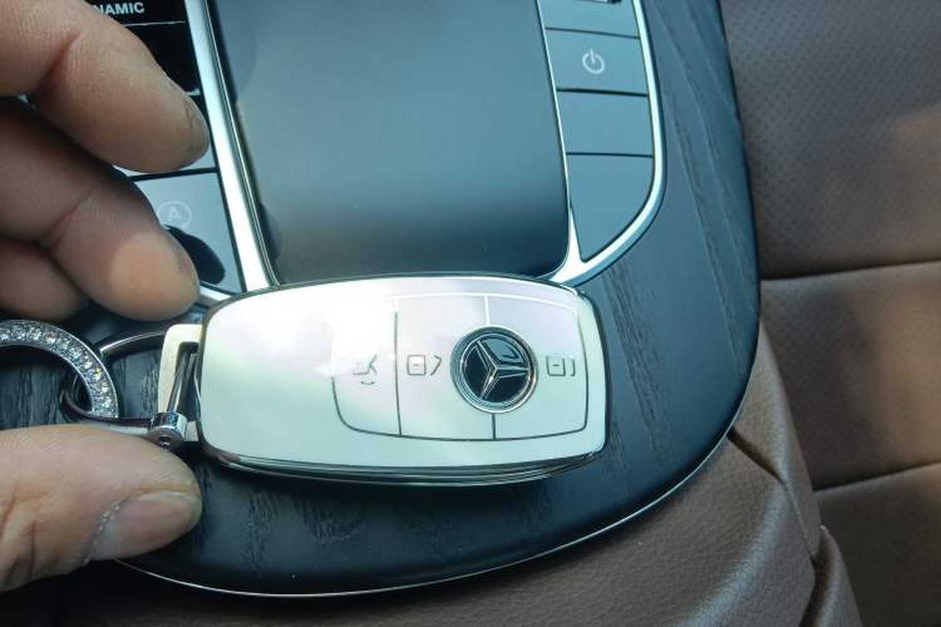 Used Mercedes-Benz E-Class 2020 Restyled E 300 L Sporty and Stylish Edition Vehicle Key