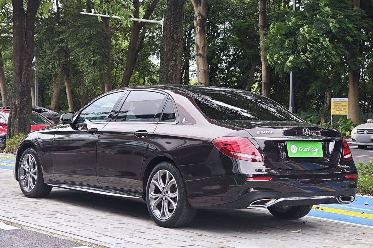 Used Mercedes-Benz E-Class 2020 E 300 L Sport Luxury Edition Exterior 6