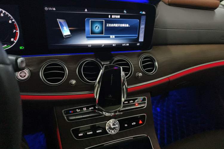 Used Mercedes-Benz E-Class 2020 E 260 L Audio And AC Panel