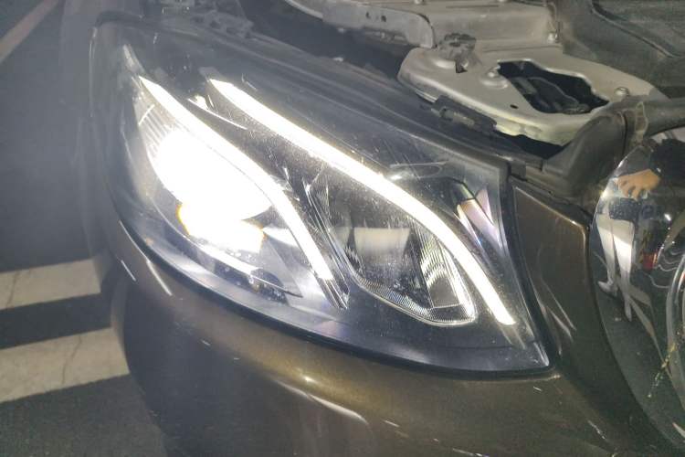 Used Mercedes-Benz E-Class 2020 E 260 L Right Front Headlight