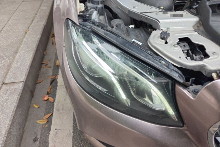 Used Mercedes-Benz E-Class 2020 E 260 Sport Edition 4MATIC Right Front Headlight