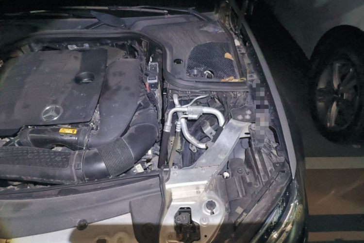 Used Mercedes-Benz E-Class 2020 E 300 L Luxury Model Engine Bay Left