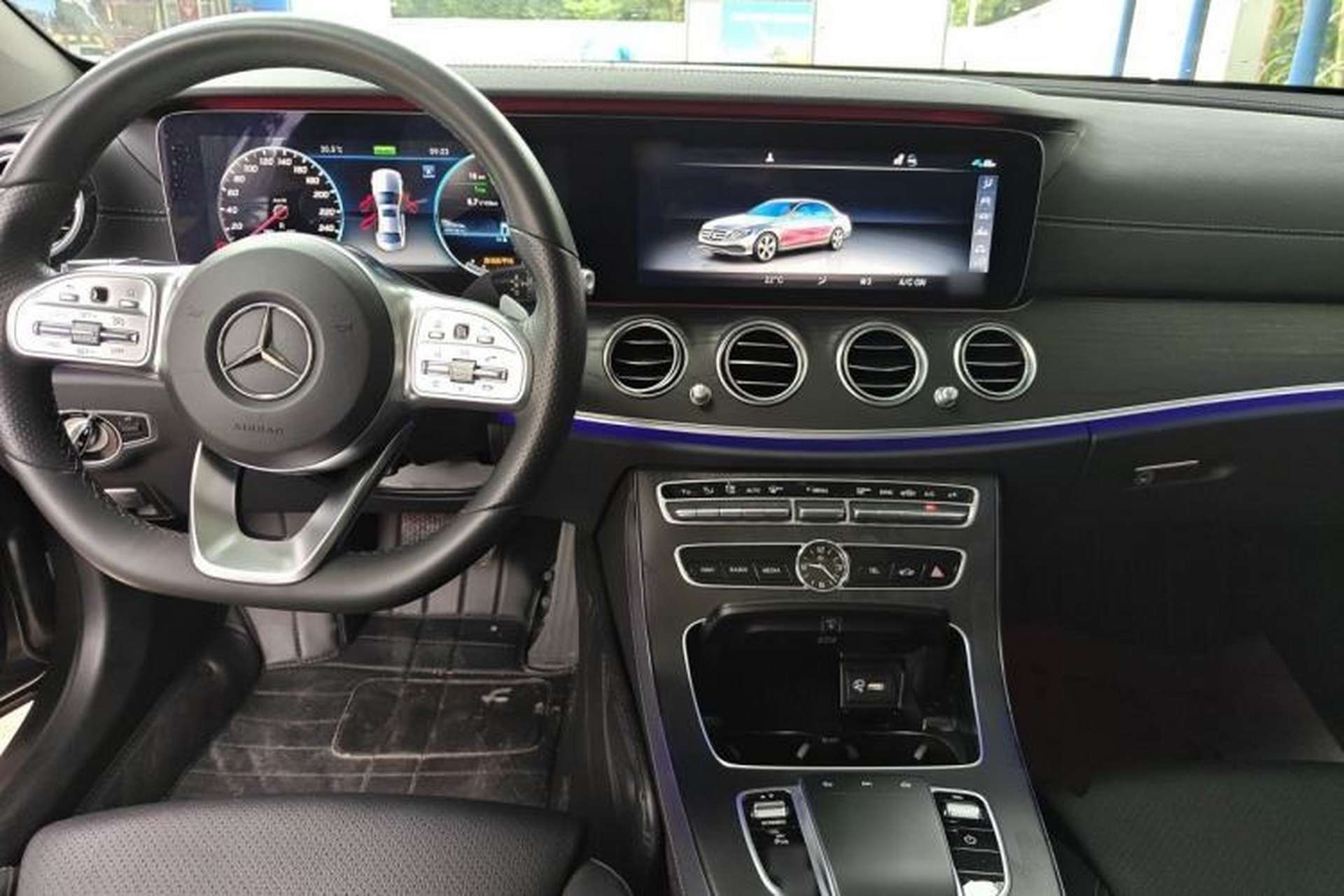 Used Mercedes-Benz E-Class 2020 Facelift E 260 L Sport Edition Center Console
