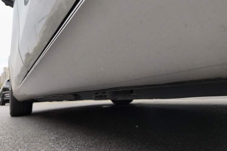 Used Mercedes-Benz E-Class 2020 E 300 L Luxury Model Chassis Rear Left
