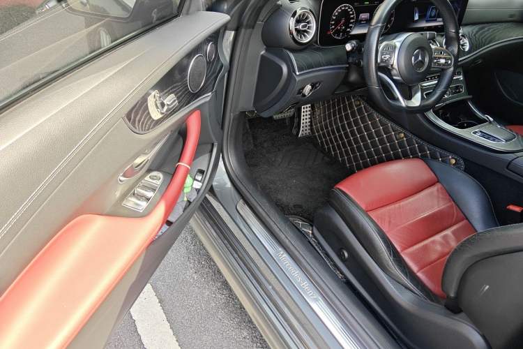 Used Mercedes-Benz E-Class 2020 E 260 Coupe Driver Seat