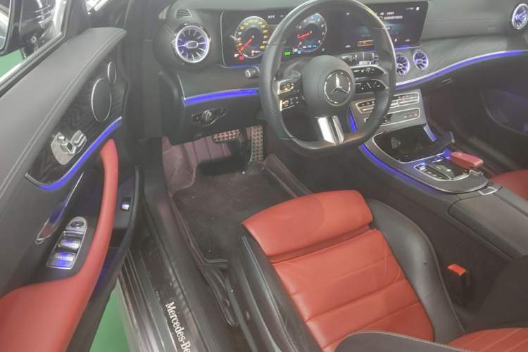 Used Mercedes-Benz E-Class 2020 E 260 Coupe Driver Seat
