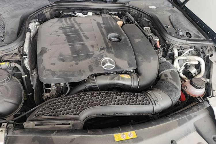 Used Mercedes-Benz E-Class 2020 Facelift E 260 Sport Edition Engine Bay