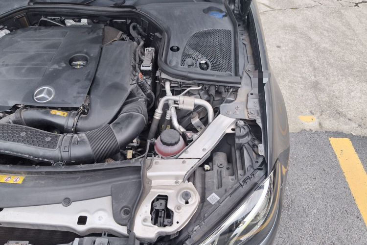Used Mercedes-Benz E-Class 2020 E 260 Sport Edition 4MATIC Engine Bay Left