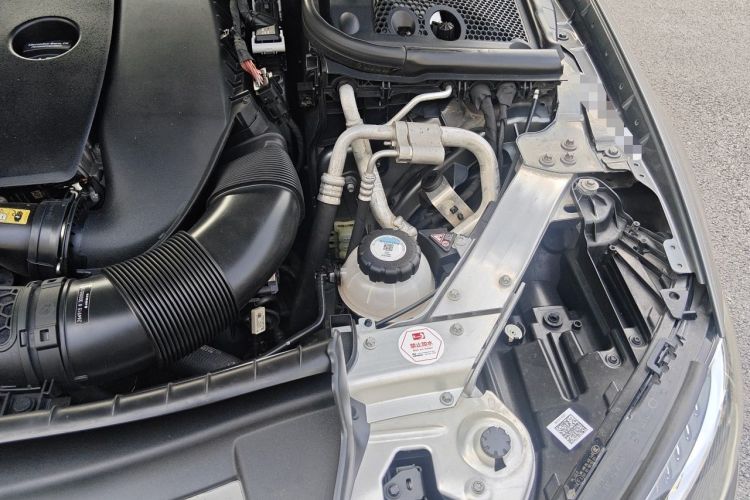 Used Mercedes-Benz E-Class 2020 E 260 Coupe Engine Bay Left