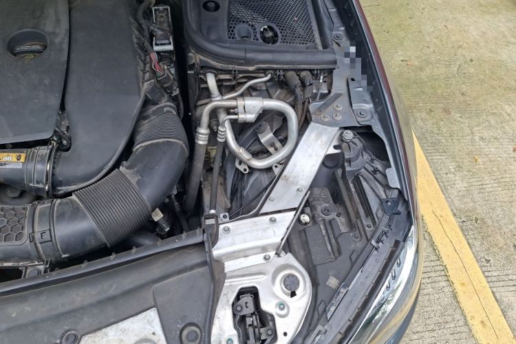 Used Mercedes-Benz E-Class 2020 E 300 L Sporty and Stylish Model Engine Bay Left
