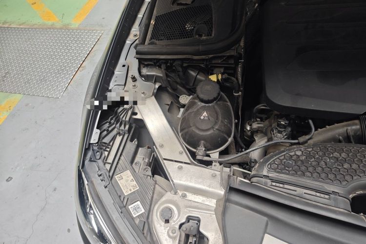Used Mercedes-Benz E-Class 2020 E 260 Coupe Engine Bay Right