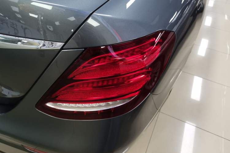 Used Mercedes-Benz E-Class 2020 Restyled E 300 L Sport Exclusive Edition Exterior 2