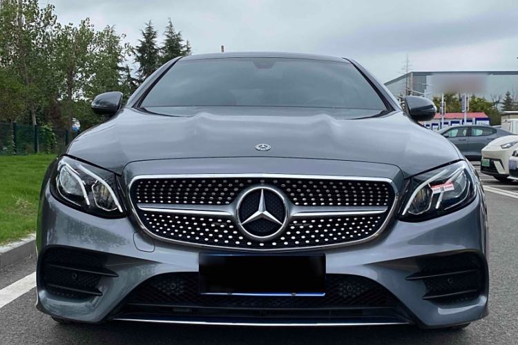 Used Mercedes-Benz E-Class 2020 E 260 Coupe Exterior 4