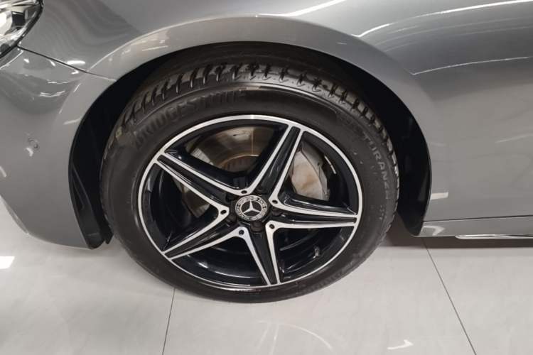 Used Mercedes-Benz E-Class 2020 Restyled E 300 L Sport Exclusive Edition Exterior 4