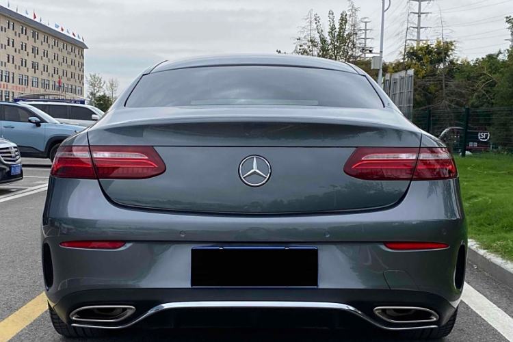 Used Mercedes-Benz E-Class 2020 E 260 Coupe Exterior 5