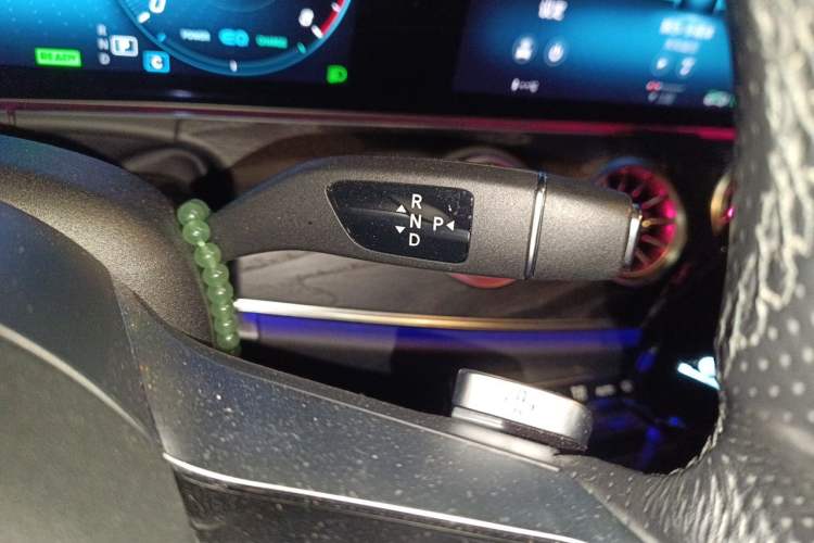 Used Mercedes-Benz E-Class 2020 E 260 Coupe Gear Lever