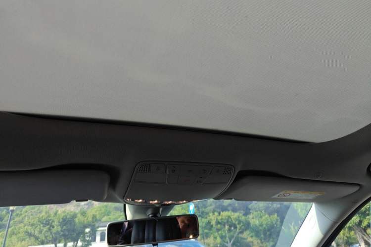 Used Mercedes-Benz E-Class 2020 Facelift E 260 L Sport Edition Headliner